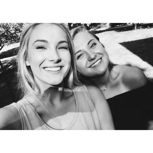 Meet your Posher, Emilee